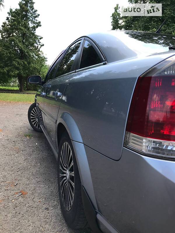 Хетчбек Opel Vectra 2008 в Дубні