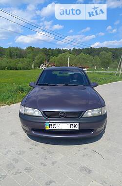 Хэтчбек Opel Vectra 1996 в Львове