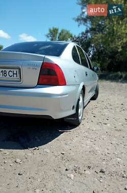 Седан Opel Vectra 1999 в Первомайске