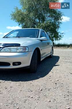 Седан Opel Vectra 1999 в Первомайске