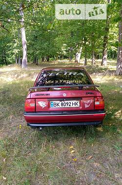 Седан Opel Vectra 1989 в Костопілі