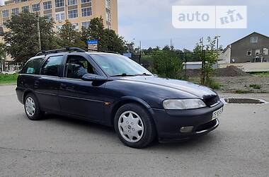 Универсал Opel Vectra 1997 в Черновцах