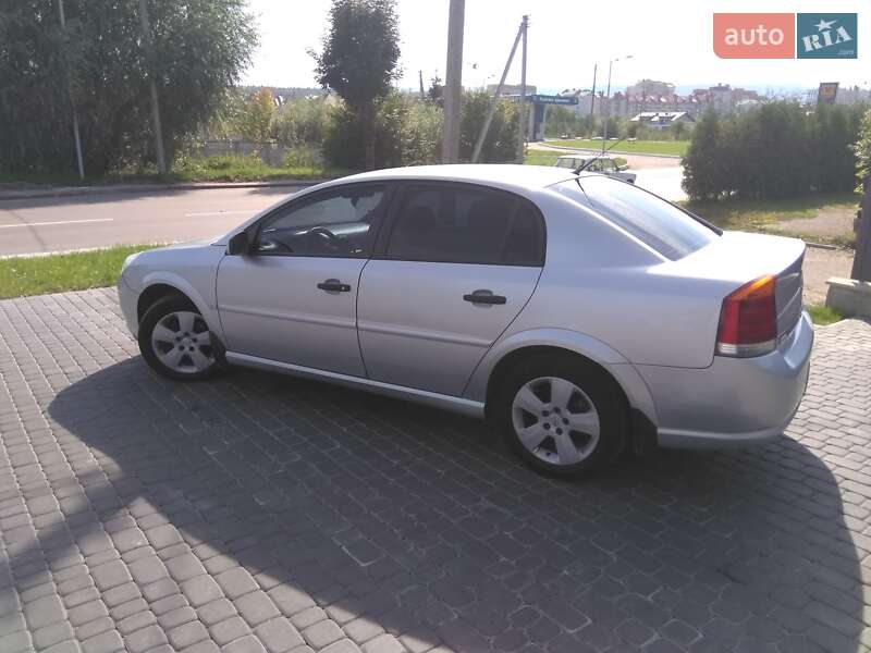 Седан Opel Vectra 2006 в Трускавці