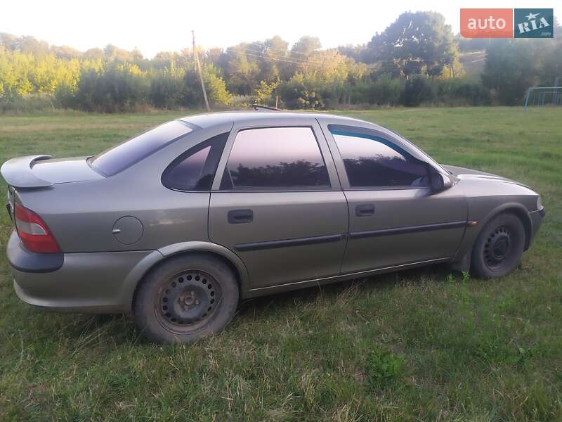 Седан Opel Vectra 1998 в Бершади фото 24 Седан Opel Vectra 1998 в Бершади