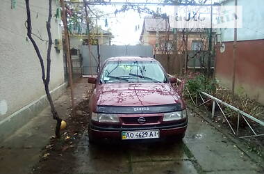 Седан Opel Vectra 1990 в Виноградове