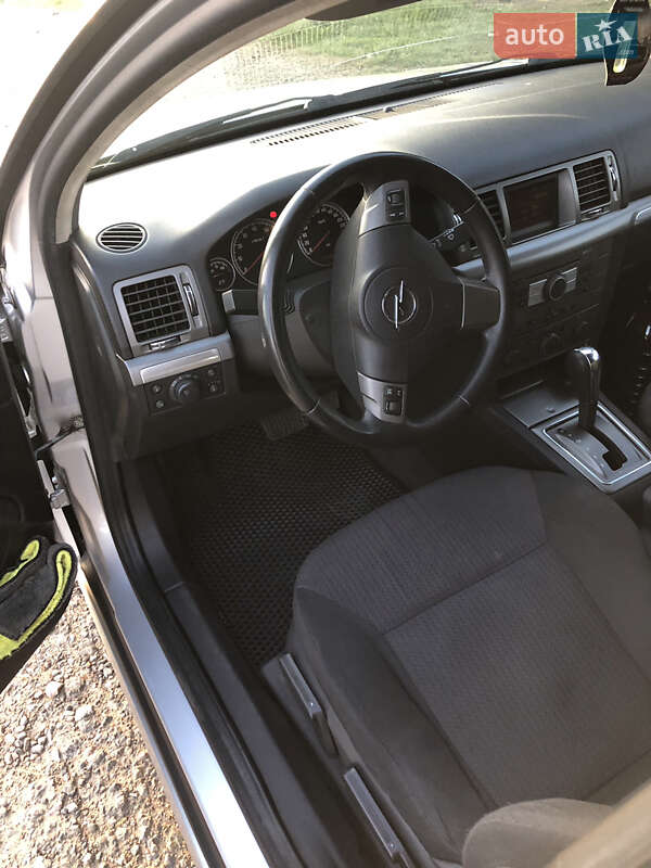 Ліфтбек Opel Vectra 2006 в Одесі