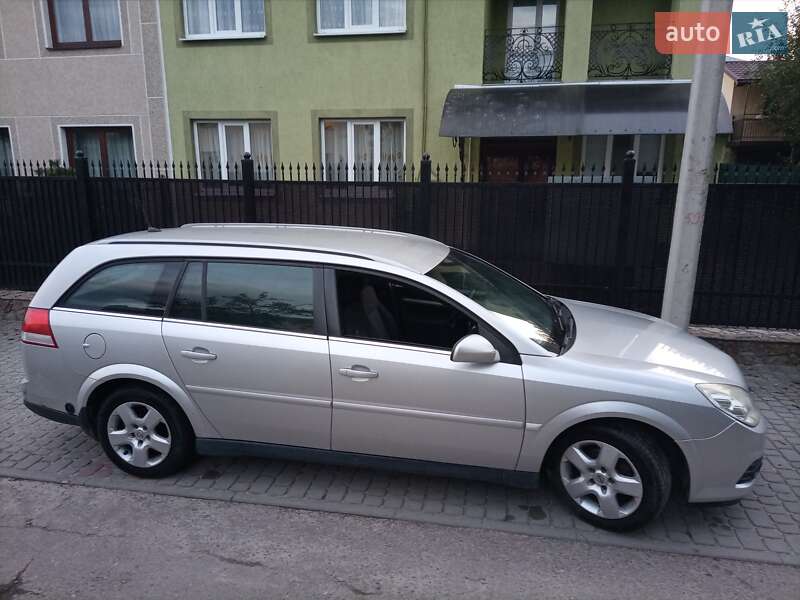 Универсал Opel Vectra 2007 в Львове