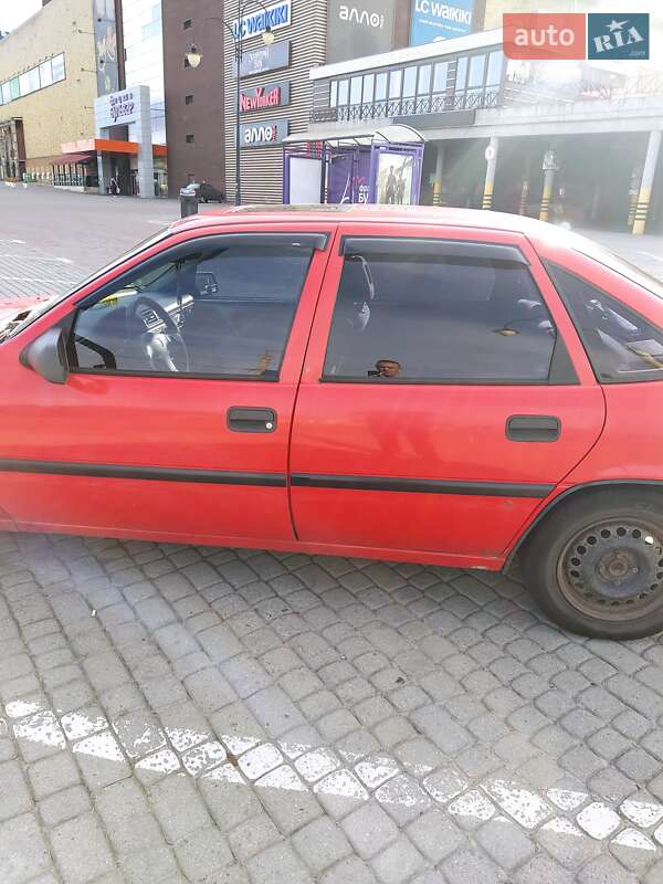 Седан Opel Vectra 1992 в Харькове