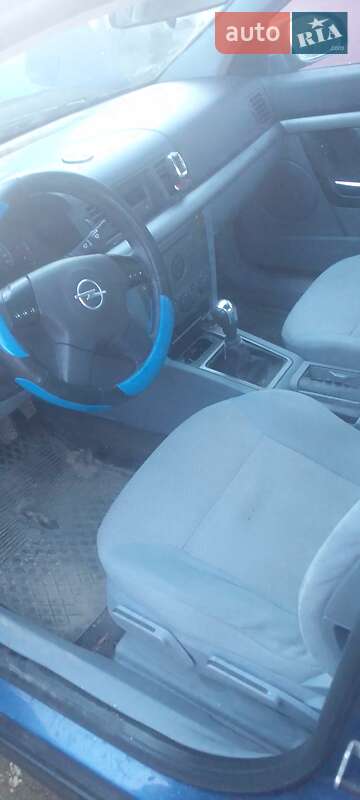 Седан Opel Vectra 2002 в Новой Ушице