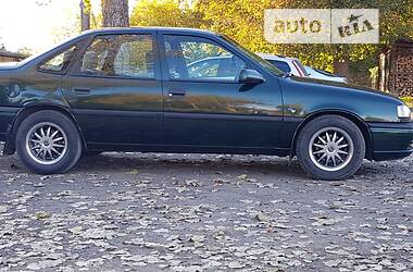 Седан Opel Vectra 1995 в Львове