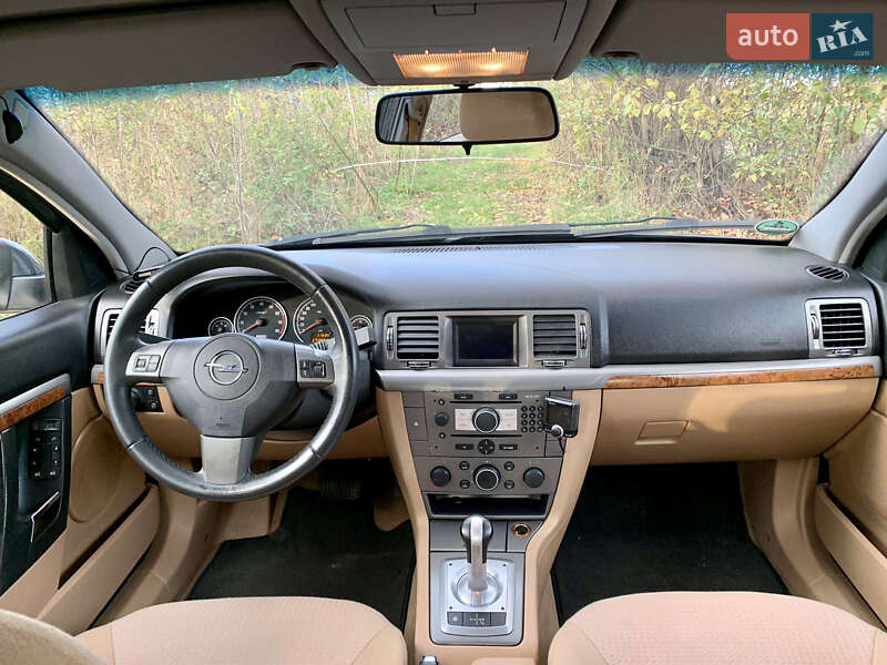 Седан Opel Vectra 2006 в Бердичеве