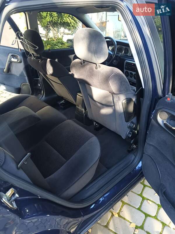 Седан Opel Vectra 1996 в Луцке