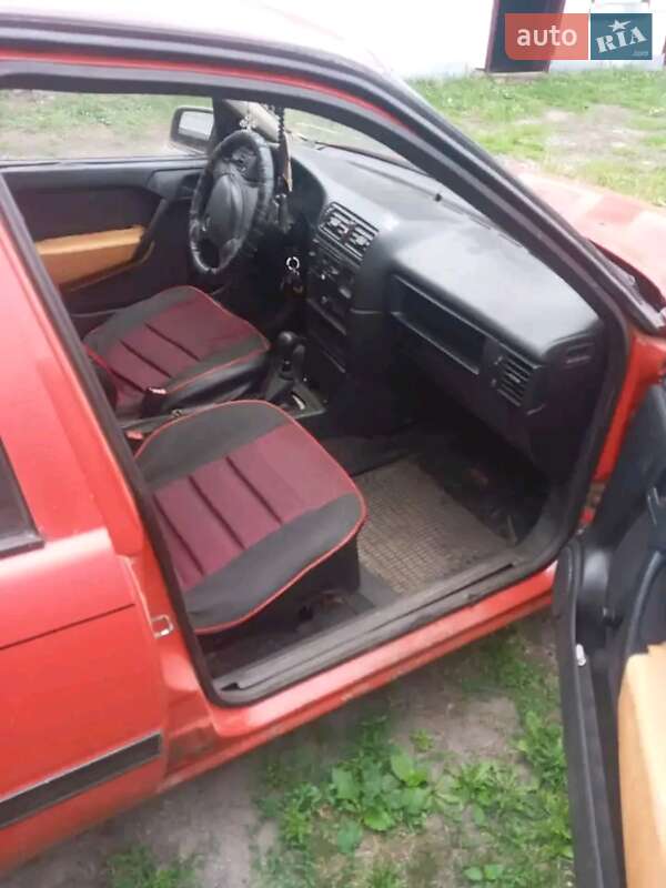 Седан Opel Vectra 1991 в Нежине