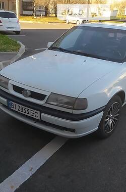 Седан Opel Vectra 1995 в Харькове