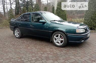 Седан Opel Vectra 1995 в Дрогобыче