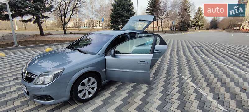 Ліфтбек Opel Vectra 2007 в Краматорську