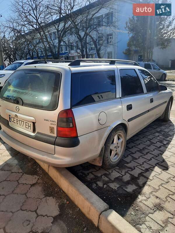 Универсал Opel Vectra 1998 в Кельменцах