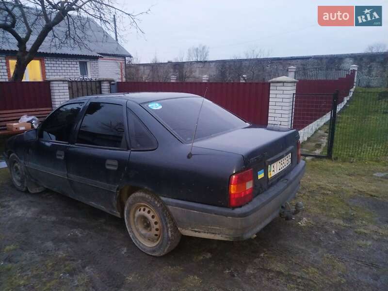 Седан Opel Vectra 1990 в Звягелі