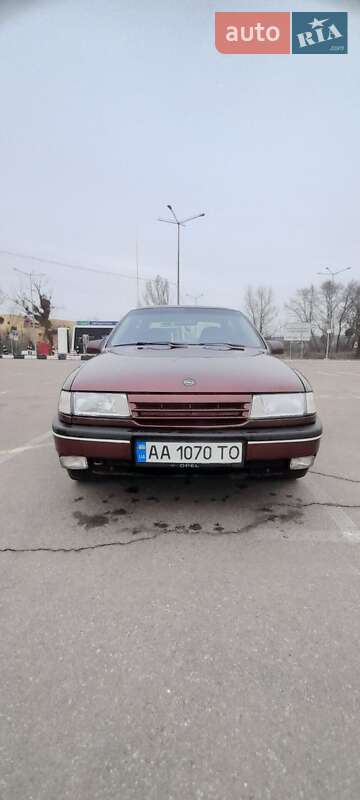 Седан Opel Vectra 1991 в Киеве