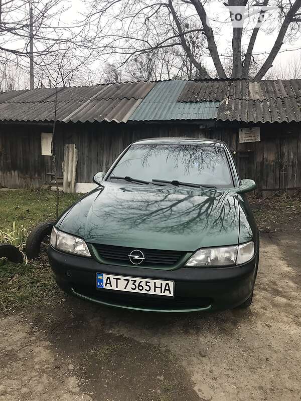 Седан Opel Vectra 1996 в Ивано-Франковске