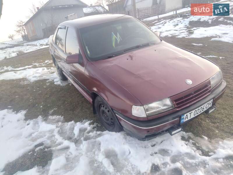 Седан Opel Vectra 1989 в Івано-Франківську
