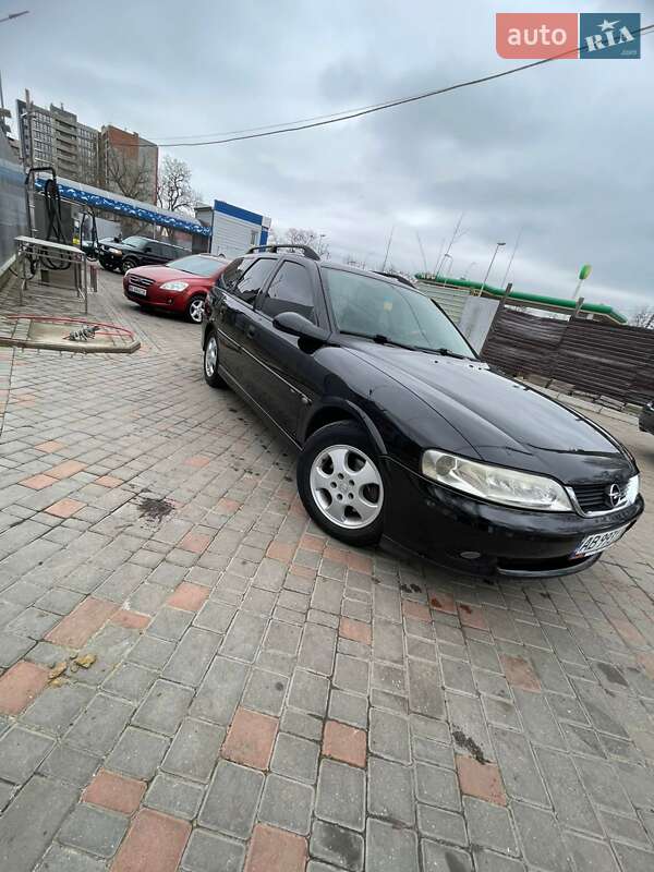 Универсал Opel Vectra 1999 в Николаеве