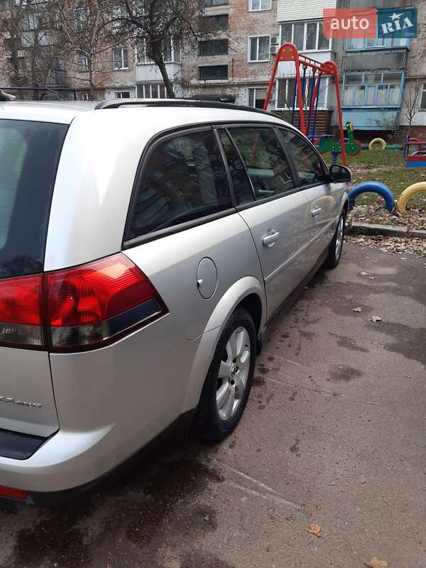 Универсал Opel Vectra 2005 в Миргороде