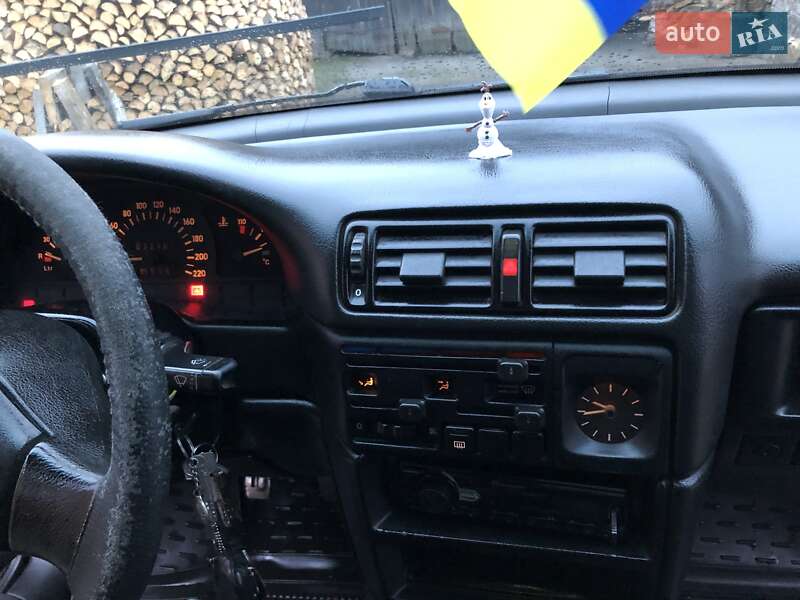 Седан Opel Vectra 1993 в Львові