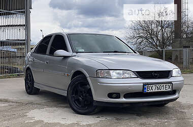 Лифтбек Opel Vectra 1999 в Нетешине