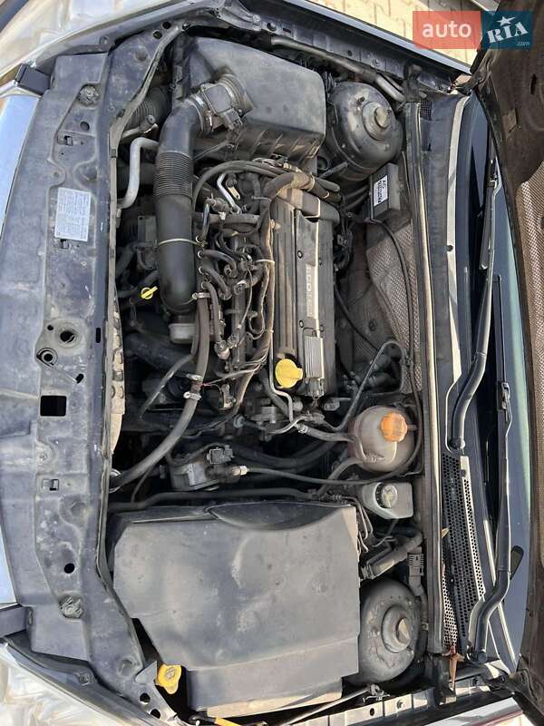 Седан Opel Vectra 2006 в Хмельницком