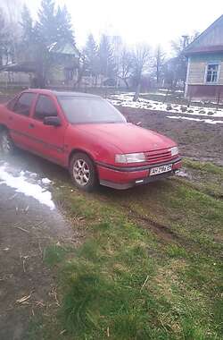 Седан Opel Vectra 1989 в Рокитном