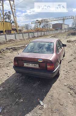 Седан Opel Vectra 1990 в Вышгороде
