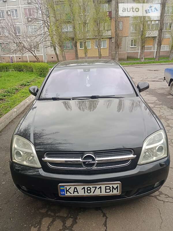 Седан Opel Vectra 2004 в Покровске