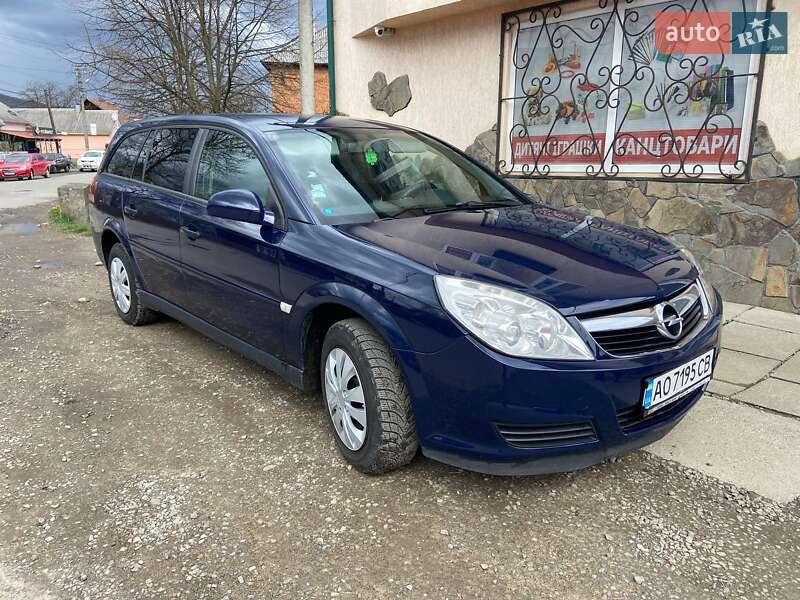 Универсал Opel Vectra 2006 в Тячеве