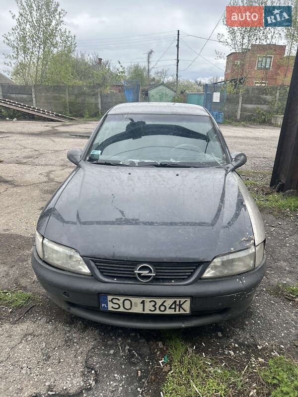 Седан Opel Vectra 1998 в Славянске