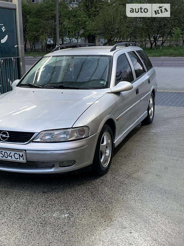 Універсал Opel Vectra 2000 в Івано-Франківську