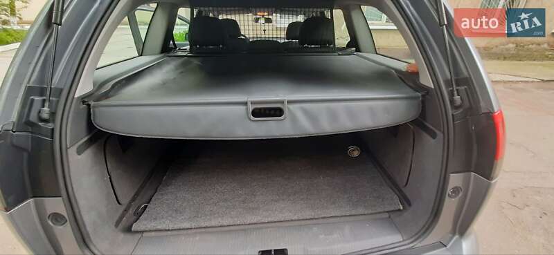 Универсал Opel Vectra 2005 в Днепре