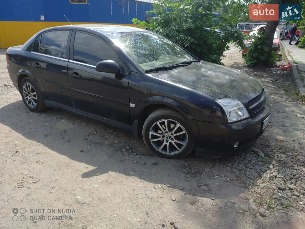  продам власне авто в робочому стані 
в комплекті ще один комплект дисків .
авто на ходу але требує щоб приклали руки більше пів року стоїть .
пробило прокладку треба робити голову 
та датчик абс один заді 