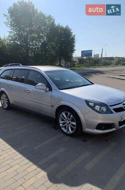 Универсал Opel Vectra 2006 в Нововолынске