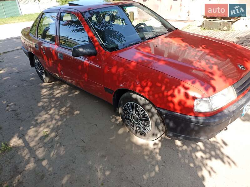 Седан Opel Vectra 1991 в Чернігові