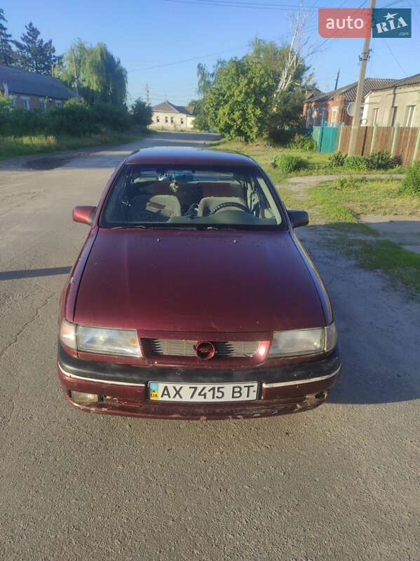 Седан Opel Vectra 1988 в Изюме фото 2 Седан Opel Vectra 1988 в Изюме