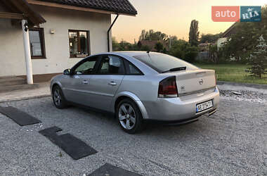 Лифтбек Opel Vectra 2004 в Кривом Роге