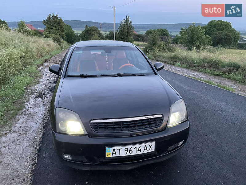 Седан Opel Vectra 2005 в Івано-Франківську