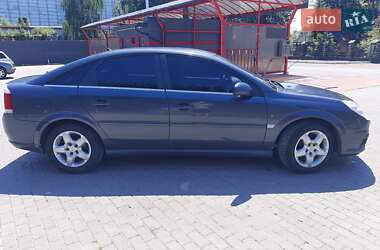 Ліфтбек Opel Vectra 2007 в Радивиліві