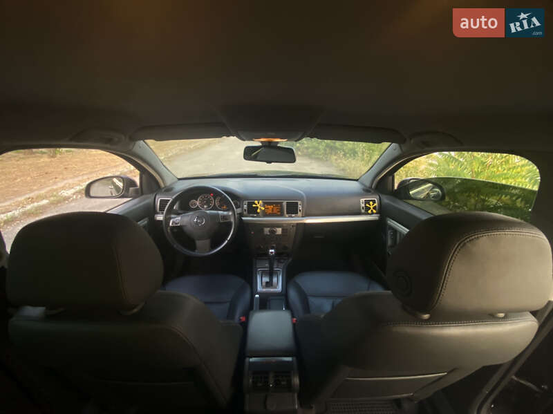 Седан Opel Vectra 2008 в Дніпрі