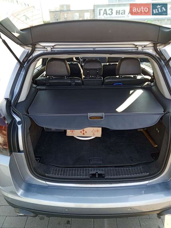 Хэтчбек Opel Vectra 2003 в Киеве фото 6 Хэтчбек Opel Vectra 2003 в Киеве