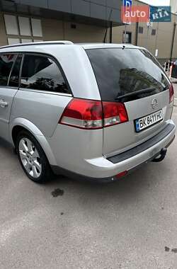 Универсал Opel Vectra 2004 в 