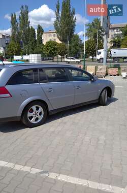 Универсал Opel Vectra 2006 в Близнюках