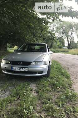 Седан Opel Vectra 1999 в Рівному