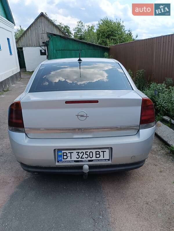 Седан Opel Vectra 2003 в Житомирі